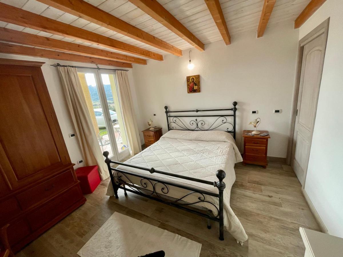 San Leonardo Country House Calangianus ภายนอก รูปภาพ