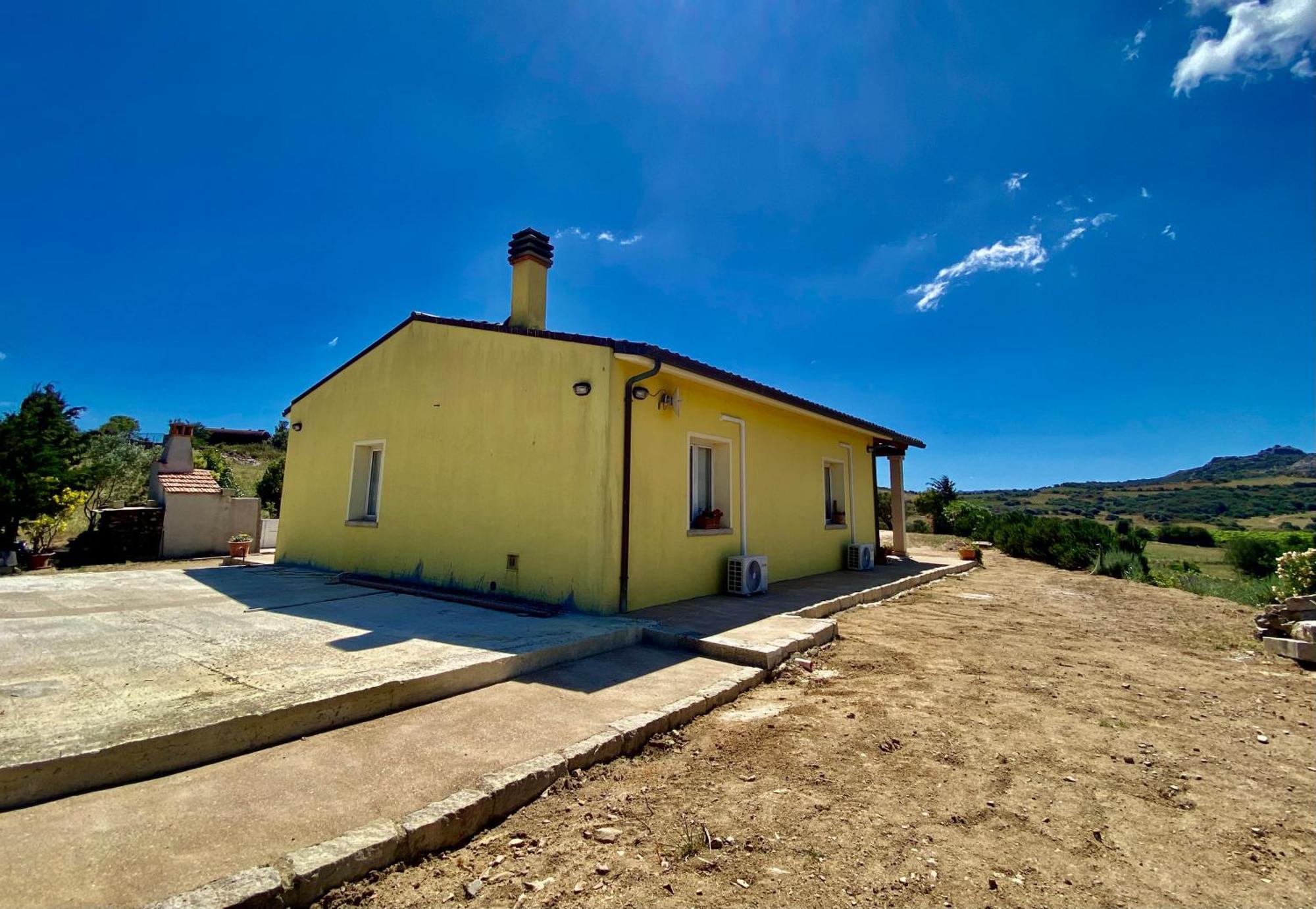 San Leonardo Country House Calangianus ภายนอก รูปภาพ